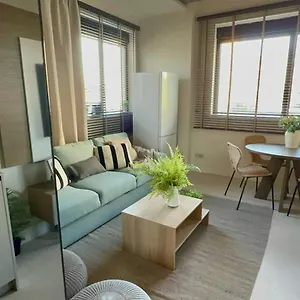 Arturo Soria Con Piscina Y Bar Apartamento